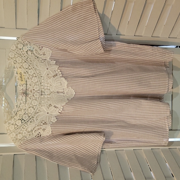 Listicle Tops - Listicle Striped Lace Top Size Large